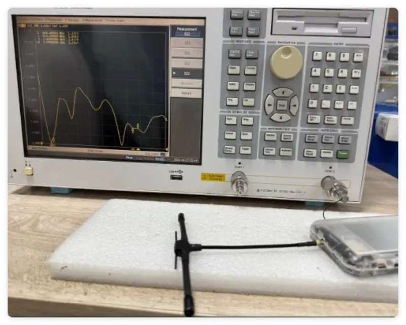 Why is it essential to pay attention to the VSWR (Voltage Standing Wave Ratio) when selecting an antenna?